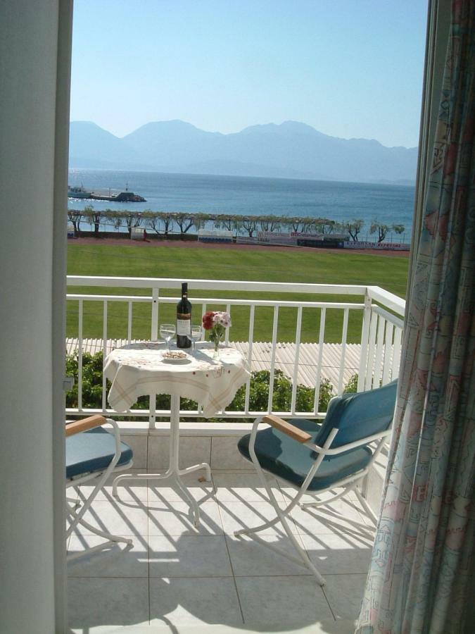 Stunning Seaview Town Apartment Ágios Nikólaos 외부 사진