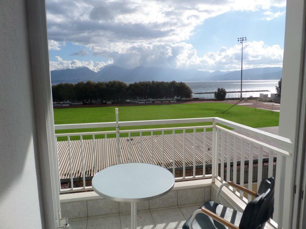 Stunning Seaview Town Apartment Ágios Nikólaos 외부 사진