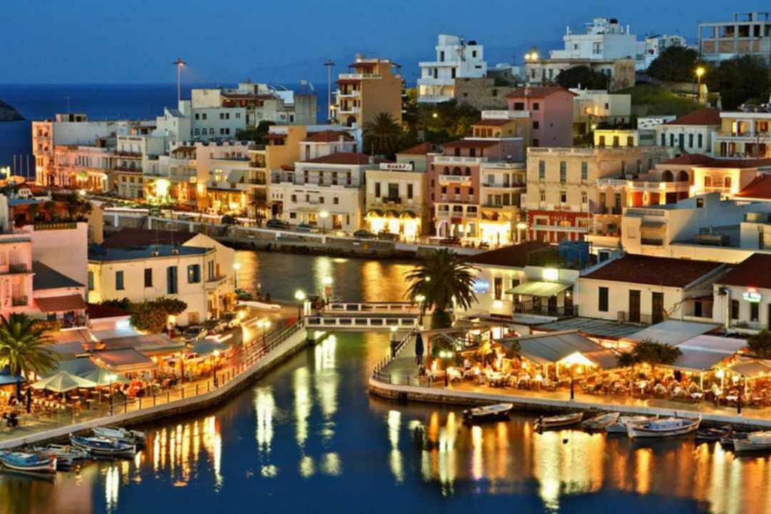 Stunning Seaview Town Apartment Ágios Nikólaos 외부 사진